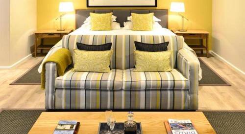 Paterson Cabin | Founders Lodge by Mantis