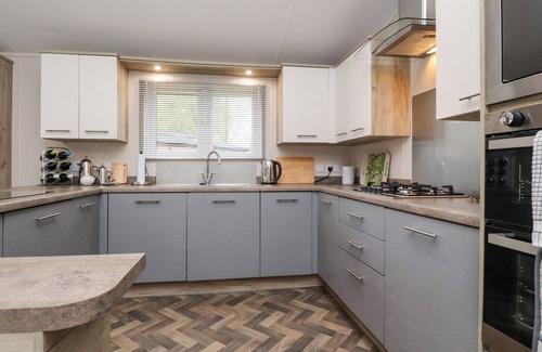 Yealand Conyers Cottage | FOUNTAIN VIEW, with a garden in Carnforth