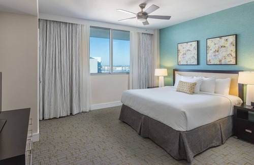 Clearwater Beach Resort | Four Bedroom Presidential, Luxury Condo, Clearwater Beach, FL 2361417
