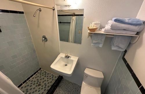 Four Oaks Hotel | Four Oaks Lodging