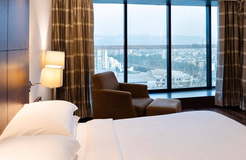 Vashi Hotel | Four Points by Sheraton Navi Mumbai, Vashi