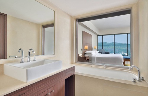 Vashi Hotel | Four Points by Sheraton Navi Mumbai, Vashi