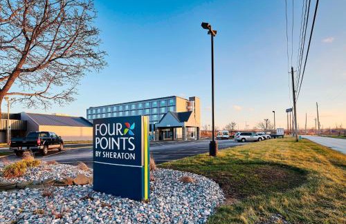 Eastlake Hotel | Four Points by Sheraton Cleveland-Eastlake