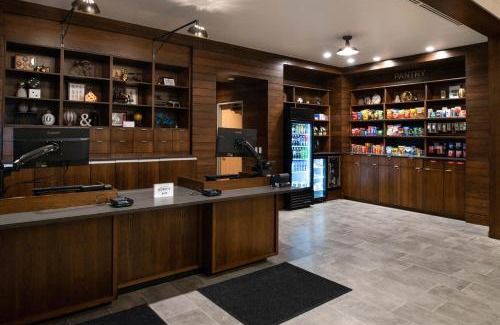 Olathe Hotel | Four Points by Sheraton Kansas City Olathe