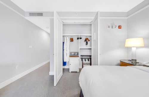 Brickell Hotel | Four Seasons 1br Suite