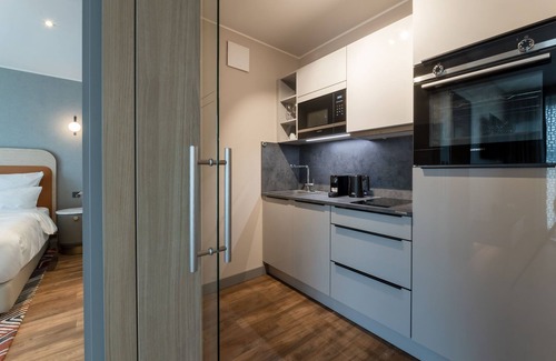 Stadtmitte Apartment | Fourty Three Luxury Serviced Apartments