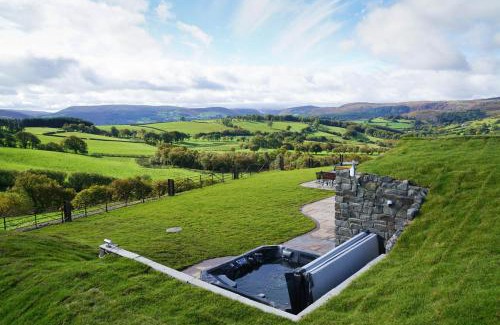 Rhayader House | Foxes View