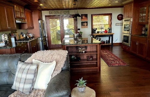 Snowshoe House | Foxwood, dedicated to creating memories for your family and friends.
