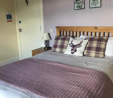 Foyers Hotel | Foyers Roost