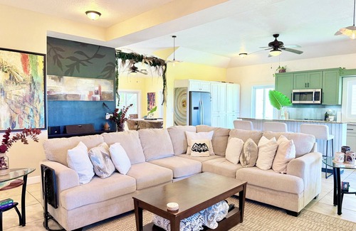 Roatan House | FraDas House @ Ludy's Village, Sandy Bay