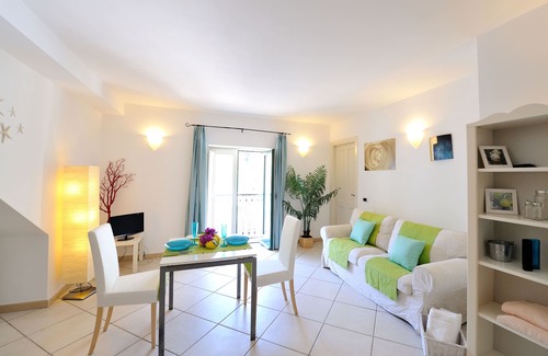 Minori Apartment | Fragola - Cathedral View - Fruit Flats by AMALFIVACATION.IT