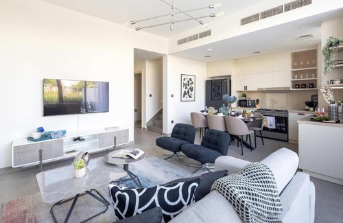 Dubai Villa | Frank Porter - Ranches 3