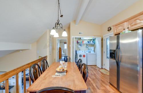 Franklin House | Franklin Cabin Deck with Smoky Mountain Views!