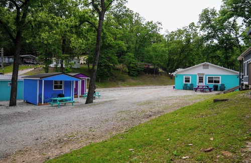 Sunrise Beach Cabin | Franky and Louies Blue Cabin 2