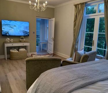 Franschhoek Apartment | Franschoek Lermitage Villa 33 Three Bedroom Lake View