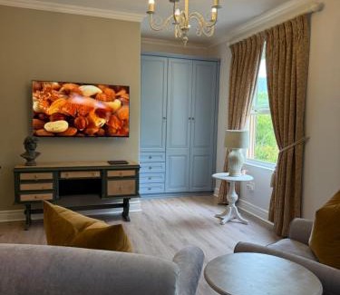 Franschhoek Apartment | Franschoek Lermitage Villa 33 Three Bedroom Lake View