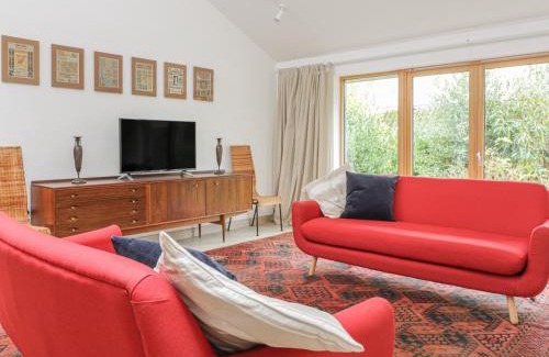 Harleston House | Frater House