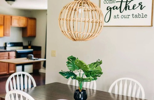 Dundee House | Freda's Place