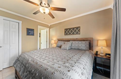 Notch Estates Apartment | Free Daily Silver Dollar City Tickets & other Branson attractions! Cozy Branson Condo, Lower level, WALK-IN
