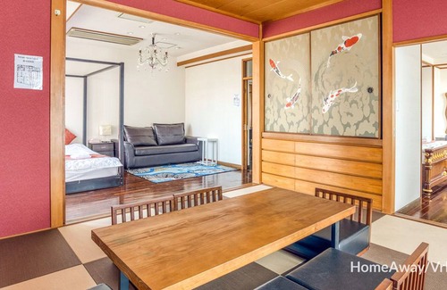 Ikuno House | Free WIFI 400㎡ 20m from Nanjing Subway Station !!/ Namba 20 minutes / Umeda 30 minutes / USJ 35 minutes / Kansai Airport 60 minutes / Maximum 30 people can stay / 400㎡ /