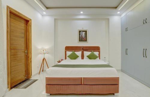 Noida Apartment | Freesia 3-BHK Apartment With Common Gaming Zone Near Popular Malls