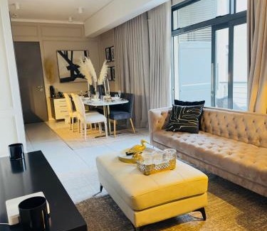Menlyn Hotel | French love, Menlyn Maine