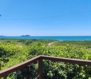 Armacao House | Frente a Praia