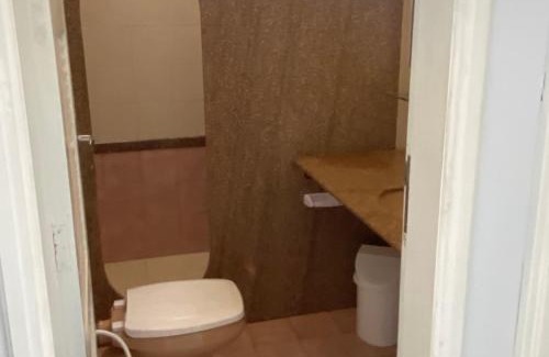 Ubu House | FRENTE MAR CASTELHANOS Casa Recanto Azul 7 Suítes Lazer Completo e Conforto recém reformada para Até 25 Pessoas Ideal para reunir Famílias e Amigos