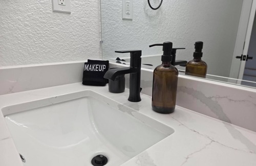 Westminster House | Freshly remodeled home in Westminster. HotTub, Movie Theater, Pool Table, Arcade