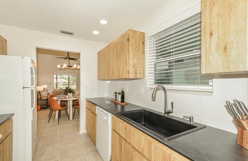 Citrus Hills Apartment | Freshly Renovated Experience Our Hidden Gem