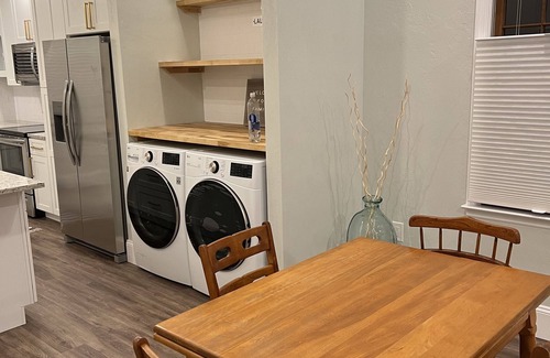 Haile Plantation House | Freshly Renovated Single Story Townhouse Adjacent Haile Village Stocked Kitchen