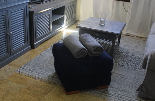 Montana Roja Apartment | FRIDA FARO PARK. COZY HOUSE NEAR THE SEA IN PRIVATE RESIDENTIAL AREA