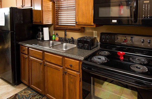 Laurelville Cabin | Friendly Fawn sleeps 4, or rent all 4 for 20. Horseback riding across the Rd!