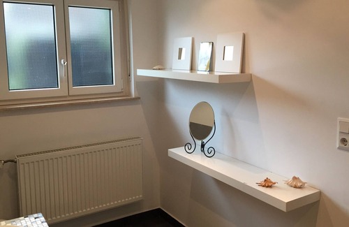 Oberkleen Apartment | Friendly, spacious apartment in a quiet location for up to 4 people.