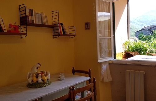 Ricco del Golfo di Spezia House | From Framanco 2. House for 4 in the green near the 5 Terre - Sea - Relax - Culture