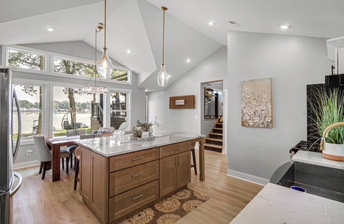 Koontz Lake House | Front Lake home with 4 bedrooms and 3.5 baths in Koontz Lake