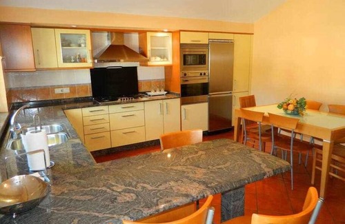 Larino Apartment | Front line beach apartment in Lariño