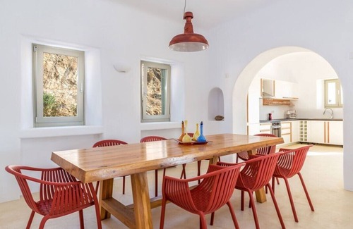 Ftelia Villa | Ftelia 8BR Villa with Pool & Sea View