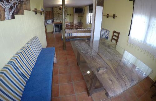 Buenache de la Sierra House | Fuente Del Gamellon