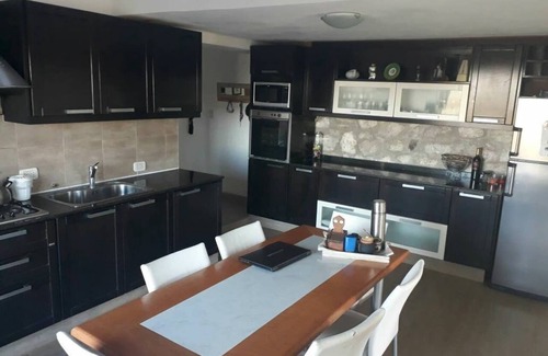 Agua de Oro House | Full House Amazing Montain View spacious huge Pool Summer Gateaway