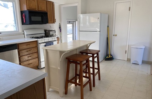 St. Louis House | Full house close to walking trails and 15 minutes to downtown