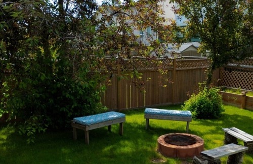 Arbour Lake House | Full House, Hot Tub, Gym, Massage Chair, Sauna