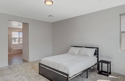 Spring Valley House | Full House in Las Vegas - Close to EVERYTHING, just MINUTES from the LV Strip