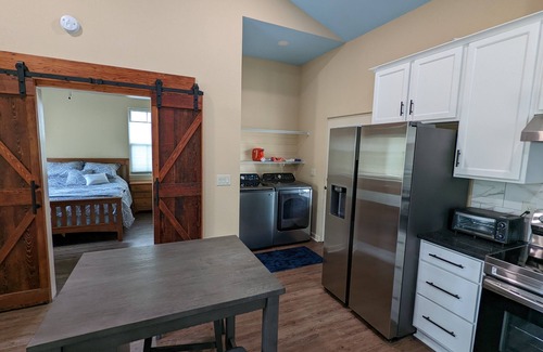Tifton Cottage | Full Kitchen with in Unit Washer/Dryer. Private Entrance & no contact check-in