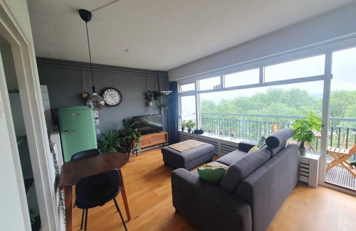 Nieuw-West Apartment | Fully Equipped, Spacious Apartment + View [romantic Getaway]