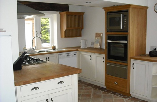 Dukeries Mill Cottage | Fully modernised self catering cottage in Sherwood Forest, Nottinghamshire.