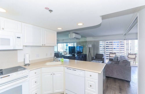 Waikiki Condo | Fully renovated unit on the 16th Floor overlooking the mountains and the surrounding Waikiki area!