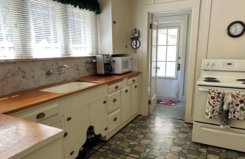 Mineral Cabin | Fun getaway cabin in