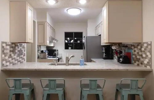 Salem House | Fun Keowee Key TownHse Golf Lake Tennis Pickleball