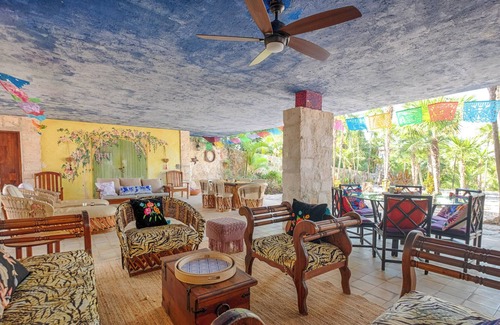Akumal Villa | Funky and eclectic! Comfortable private villa, perfect for large groups!